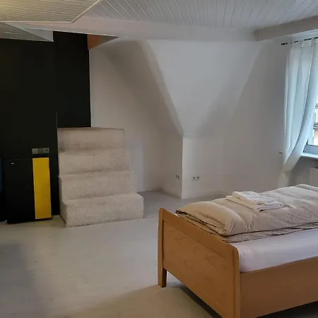 Δωμάτια σε οικογενειακή κατοικία An Der Uniklinik Duplex-zimmer